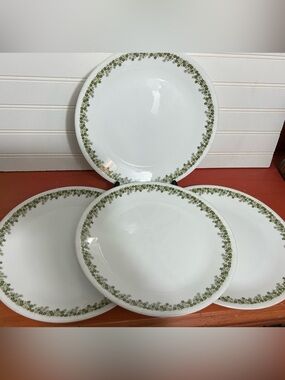 Set of 4 10.5 inch Corelle Green Daisy Spring Blossom Dinner Plates